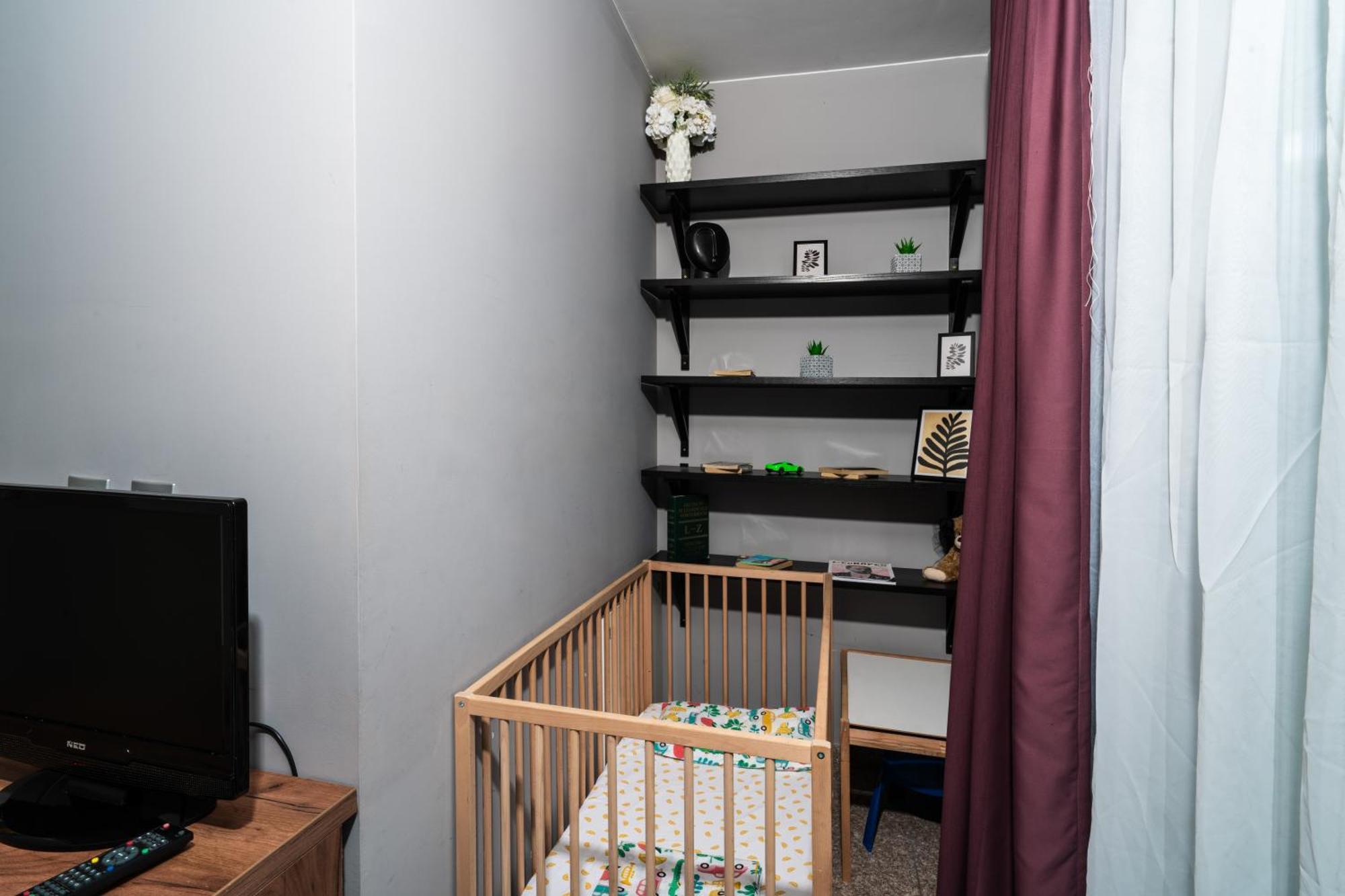 Apartemen слънчев с балкон до болница света Sofia