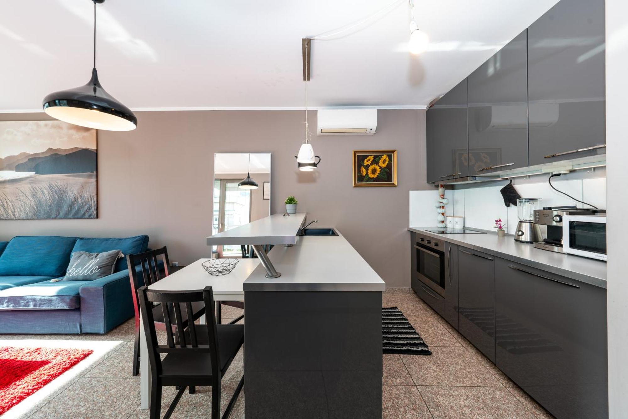 слънчев с балкон до болница света Apartment Sofia